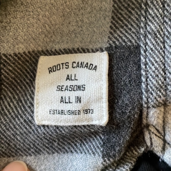 Roots Canada Flannel Button Up Shirt - Picture 6 of 6
